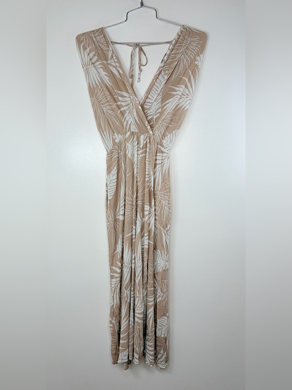 Final Touch Floral Sleeveless Jumpsuit - Picture 2 of 9
